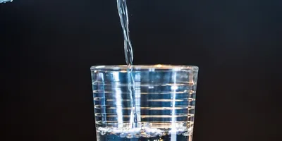 Стакан Воды Плоский Дизайн — стоковая векторная графика и другие  изображения на тему Вода - Вода, Стеклянная посуда, Стекло - материал -  iStock
