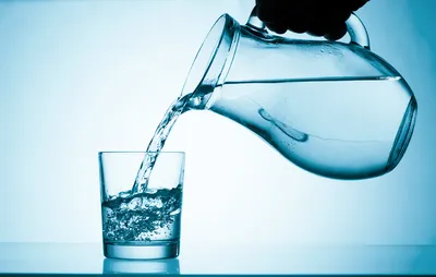 Чем отличается питьевая вода от минеральной? | Аквасказка