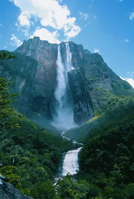 Водопад Анхель в Венесуэле с высоты…» — создано в Шедевруме
