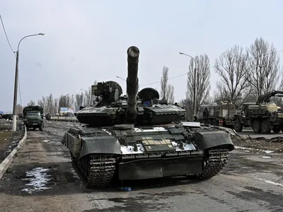 ДОН24 - Военные ЮВО объяснили, почему на поле боя так важны танки