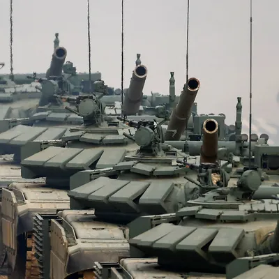 Это не ангары для Т-72»: венгерская армия показала места хранения танков  «Леопард»