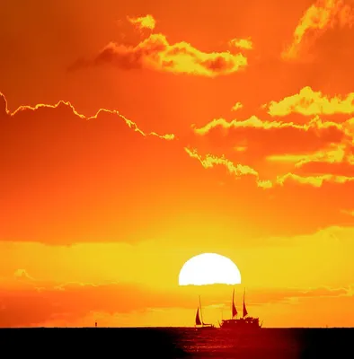 Красивый Облачный Пейзаж Над Морем Восход Солнца Выстрел — стоковые  фотографии и другие картинки Закат солнца - iStock