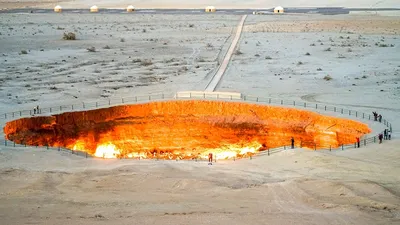 В Туркменистане разработали проект тушения газового кратера «Врата ада»