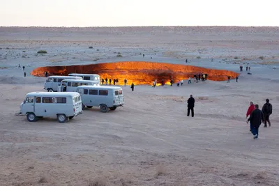 Врата Ада в Туркменистане привлекают туристов