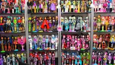 Monster High Россия - КУКЛА КЭТТИ НУАР МОНСТЕР ХАЙ 13 ЖЕЛАНИЙ MONSTER HIGH  Привет всем! С вами Кэтти Нуар, и сегодня я, специально для портала Monster  High Россия, рассказываю вам, своим поклонникам