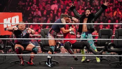 Photos: The Queen and Logan get into a wild pre-match brawl | Wwe female  wrestlers, Wwe raw women, Female wrestlers