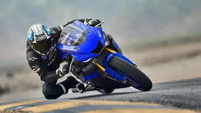 Изготовление наклеек на мотоцикл Yamaha R6 - MaxiVinyl