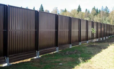 Забор из профнастила на ленточном фундаменте 60 метров в Туле: цена под  ключ с установкой