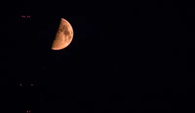 Бесплатные Затмение Луны 10 стоковые фотографии | FreeImages