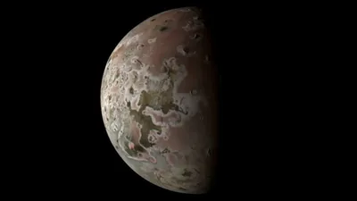Посмотрите на завораживающие снимки «огненного» спутника Юпитера | РБК Life