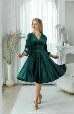 Зеленое вечернее платье: темные и светлые оттенки, макияж | Зеленые  вечерние платья, Вечерние платья, Подростковые вечерние платья
