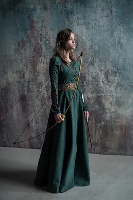 Этим летом носите зеленое платье Zara, как у принцессы Дианы | Vogue Russia