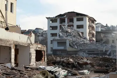 Землетрясение в Японии 6,3 разрушены дома - YouTube