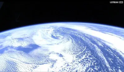 ВИДЕО с российского спутника поразило иностранцев: снял Землю такой, \"какой  вы ее еще не видели\"