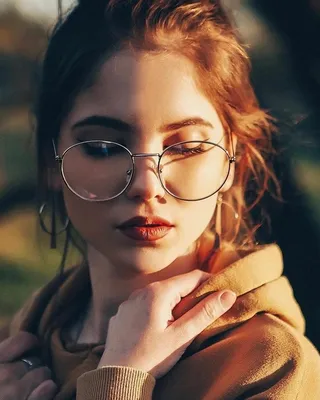 Привлекательны ли девушки в очках | Счастливые отношения | Дзен