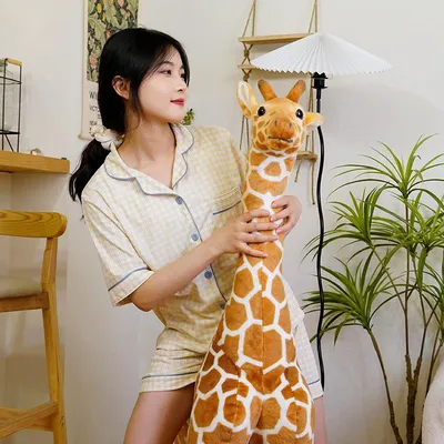 Фигурка животного Collecta Жеребенок Сетчатого Жирафа купить по цене 634 ₽  в интернет-магазине Детский мир