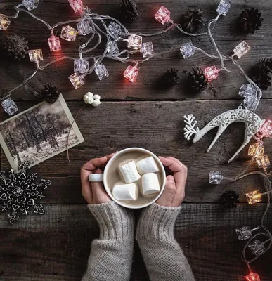 Уютного, сказочного вечера вам #winter #december #winterevening  #instagramrussia #Instagraminrussia #myhandsdiary #инс… | Christmas mood,  Christmas time, Christmas