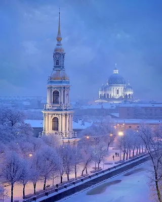 Фонтанка в Санкт-Петербурге зимним вечером | Обои для телефона