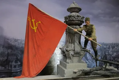 Интересные факты о Знамени Победы | Омское областное отделение КПРФ