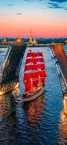 Санкт Петербург Обои на телефон большой корабль в воде