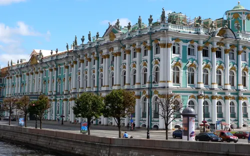 Санкт Петербург Обои на телефон большое белое здание с колоннами и фонтаном перед ним
