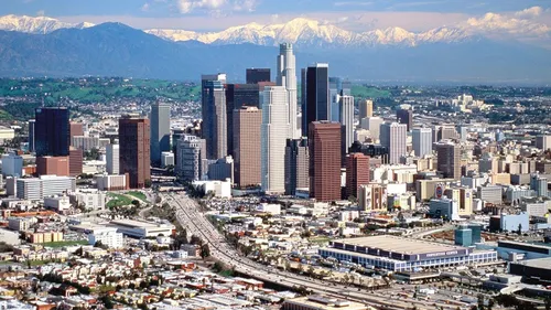 Лос Анджелес Обои на телефон город с высокими зданиями