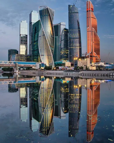 Москва Обои на телефон городской пейзаж с высокими зданиями