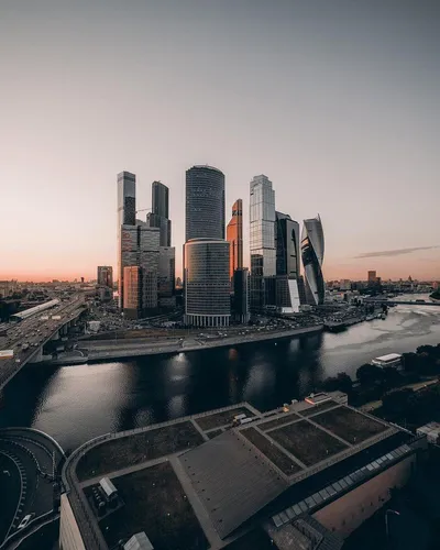 Москва Обои на телефон городской пейзаж с рекой