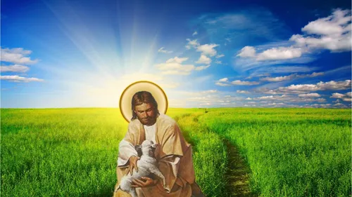 Православные Обои на телефон человек, держащий собаку в поле