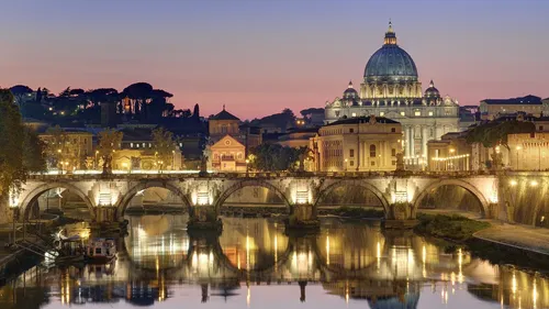 Италия Обои на телефон мост через реку со зданиями на заднем плане
