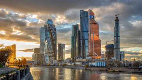 Москва Сити Обои на телефон городской пейзаж с рекой