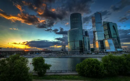 Москва Сити Обои на телефон городской пейзаж с рекой и мостом