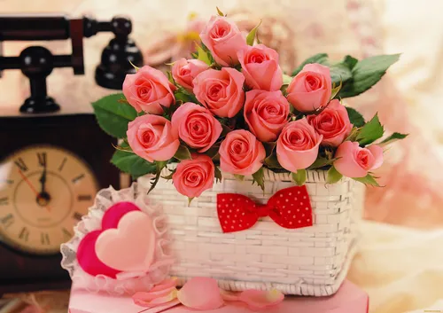 Цветы Розы Обои на телефон торт с розами сверху