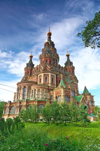 Церковь Обои на телефон большое здание с Петергофским дворцом