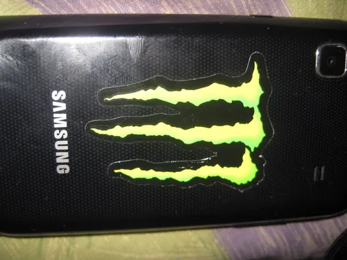 Monster Energy Обои на телефон черный прямоугольный объект с зелеными линиями