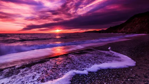 Красивое Фото Обои на телефон пляж с волнами и закатом