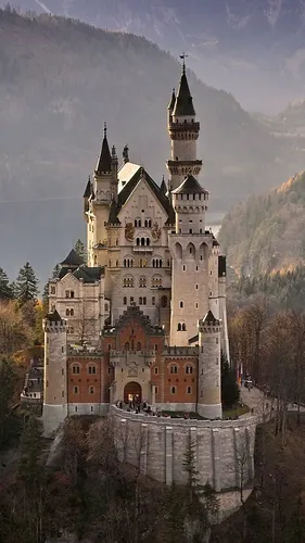 Замок Обои на телефон замок на горе