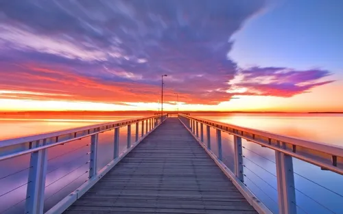 Рассвет Обои на телефон деревянный мост с закатом