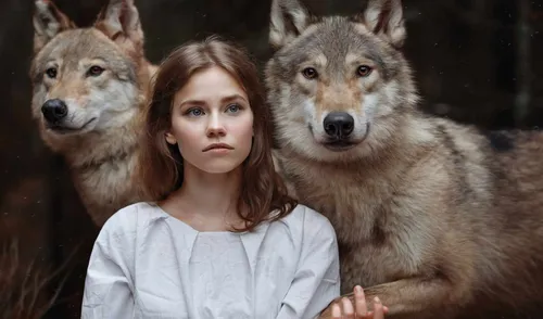 Лена Мантлер, С Волком Обои на телефон человек позирует с двумя волками