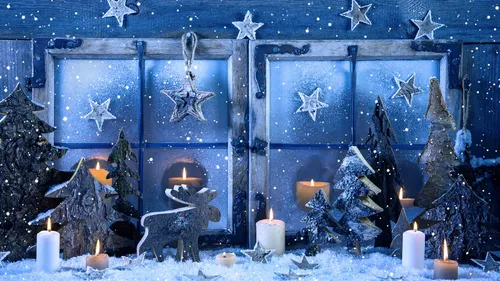 Зима Новый Год Обои на телефон синяя дверь со снегом и звездами