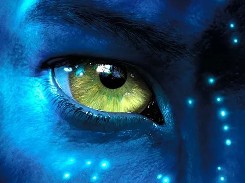 Аватар Обои на телефон глаз человека с зелеными и синими огнями