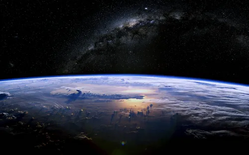 Млечный Путь Обои на телефон вид на Землю из космоса