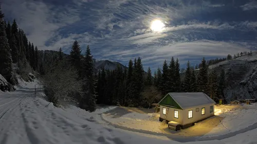 4К Природа Обои на телефон домик в снегу