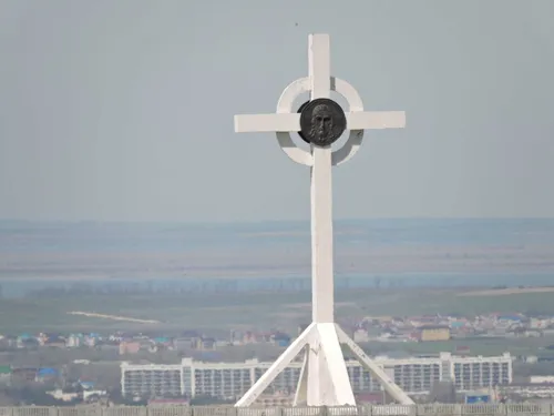 Православный Крест Обои на телефон большая белая башня с часами