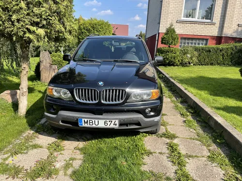 Bmw X5 E53 Обои на телефон автомобиль, припаркованный на подъездной дорожке