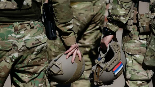 Армия России Обои на телефон группа солдат в форме