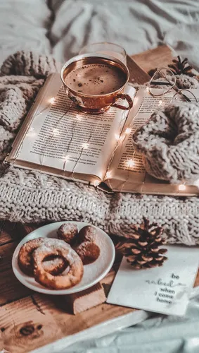 Милый Новогодний Зимний Обои на телефон книга и чашка кофе