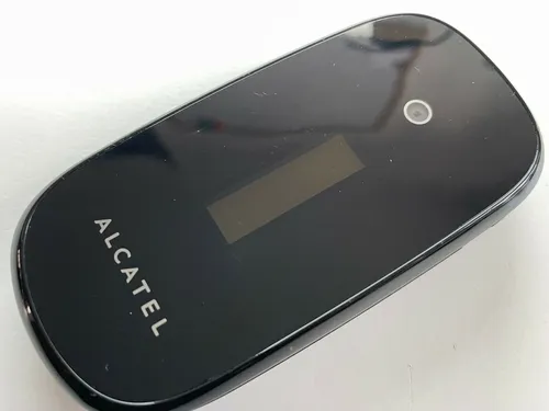 Alcatel One Touch Обои на телефон черная цифровая камера