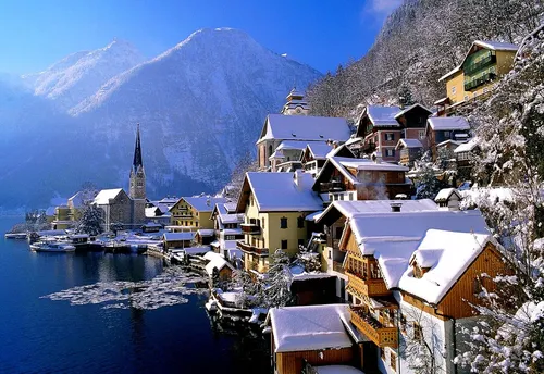 Зима Горы Обои на телефон город на воде с Hallstatt на заднем плане