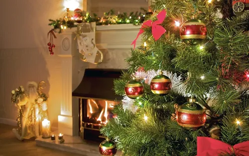 Новогодний Зимние Обои на телефон елка с украшениями и огнями